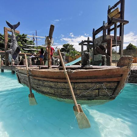 Dumaguete City Port Royale Waterpark Resort מראה חיצוני תמונה